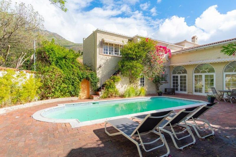 To Let 5 Bedroom Property for Rent in Scott Estate Western Cape